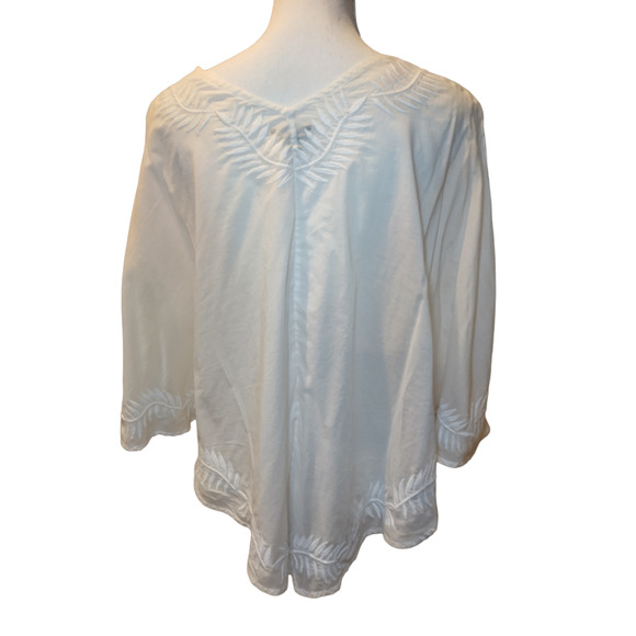 Gap Womens Boho Embroidered Poncho Top V-Neck Oversized Pullover White Medium - Picture 2 of 11